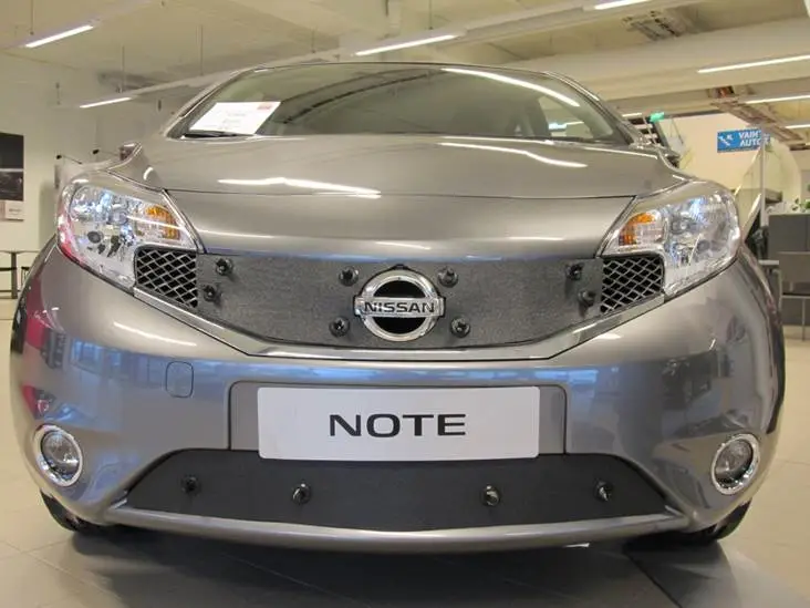 Tammer-Suoja Nissan Note Vm. 2014- 3 Tammer-Suoja Nissan Note Vm. 2014-